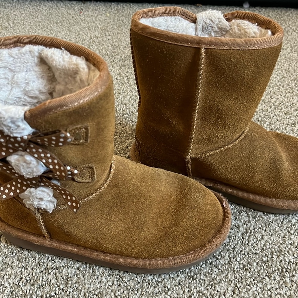 kids uggs!